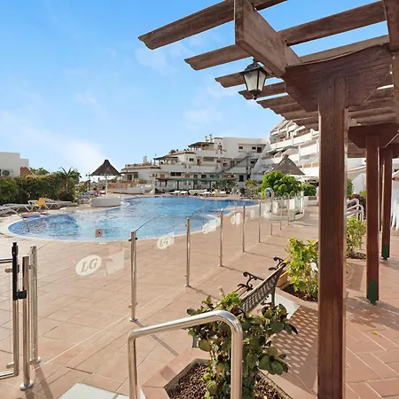 Geranios 407 * אדחה